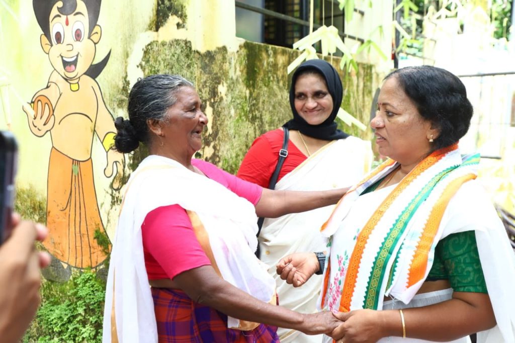 മന്നൂർക്കോണം, ചിറ്റീപ്പാറ ഉന്നതികളിൽ നേരിട്ടെത്തി മന്ത്രി കെ.എ.തുളസി