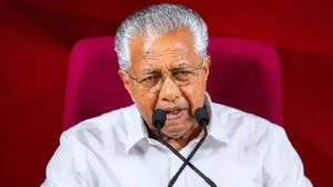 ക്ഷേമപെൻഷൻ വീടുകളിൽ എത്തിക്കുന്നത് തുടരണം, സവർക്കറെ മഹത്വവത്കരിക്കുന്നതും വന്ദേമാതരം മുഴുവൻ ചൊല്ലുന്നതും ആർഎസ്എസ് അജണ്ട