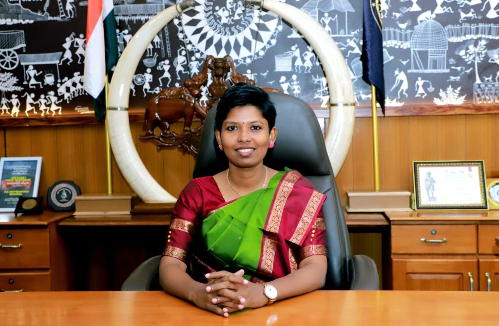 വയനാട് ജില്ലാ കളക്ടറായി വി. ചെല്സസിനി ചുമതലയേറ്റു