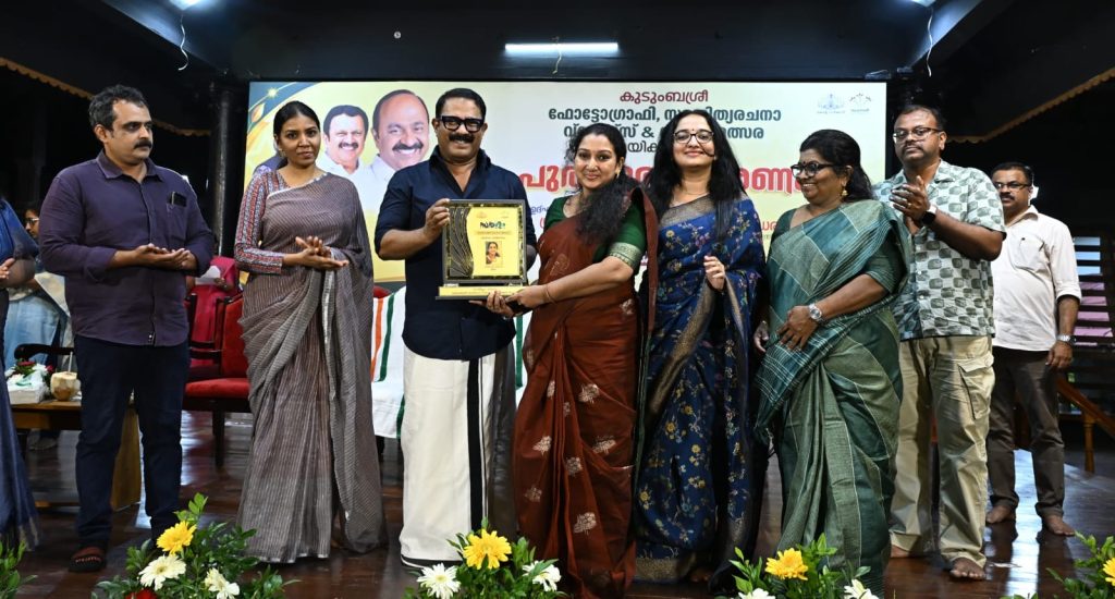 ദാരിദ്ര്യത്തിൽ നിന്നും സമൃദ്ധിയിലേക്ക് എന്നത് കുടുംബശ്രീയുടെ മുദ്രാവാക്യം:മന്ത്രി കെ.എം ഷാജി